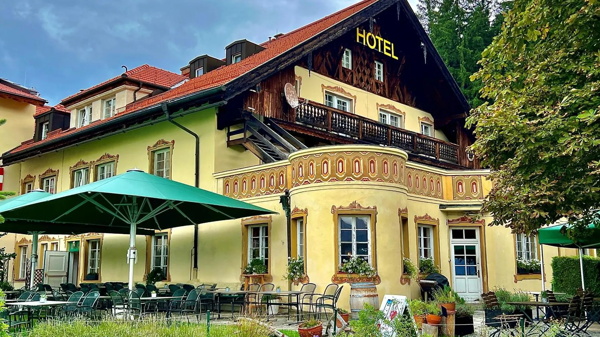 Hotel Restaurant Gruenwalderhof Patsch