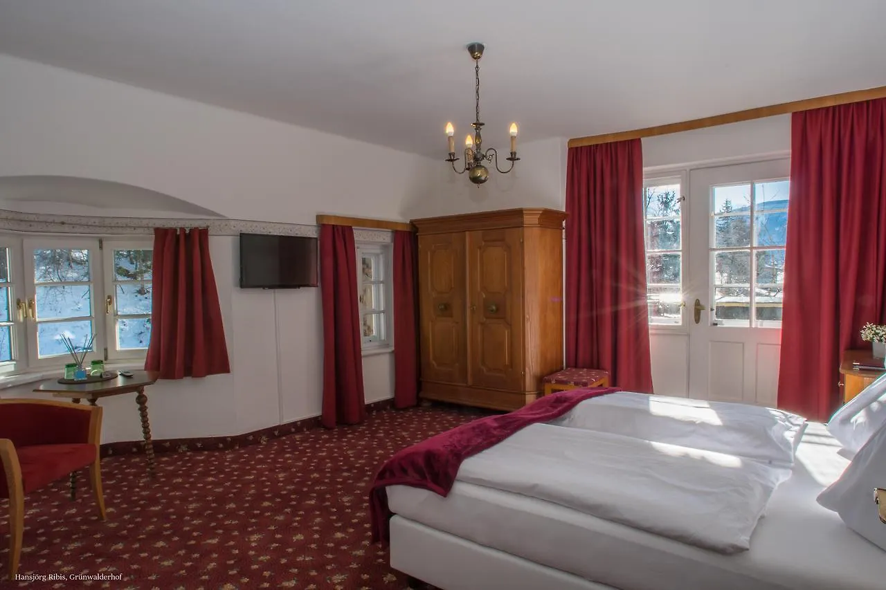 Hotel Restaurant Gruenwalderhof Patsch